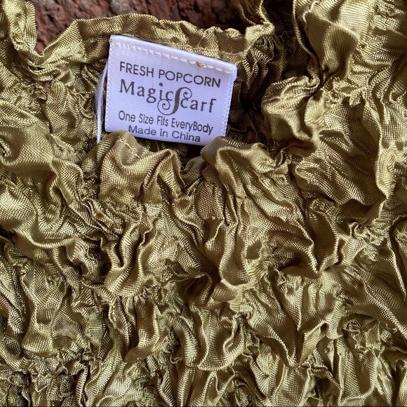 90s popcorn style top - Picture 2 of 4